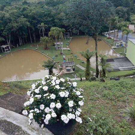 Pesqueiro Restaurante E Pousada Pingo De Ouro ปิเอดาจี ภายนอก รูปภาพ